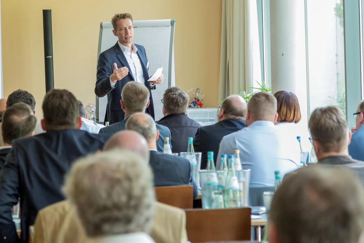 Marcus Renziehausen als Keynote-Speaker vor Finanzberatern und Versicherungsmaklern